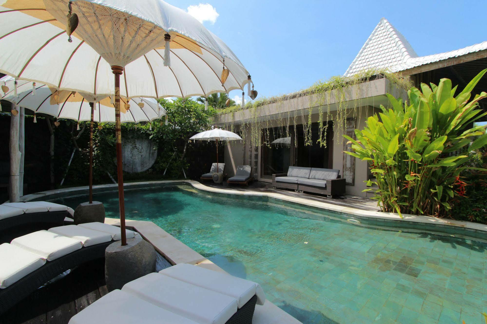 Gahana Bali Villa Seminyak Extérieur photo